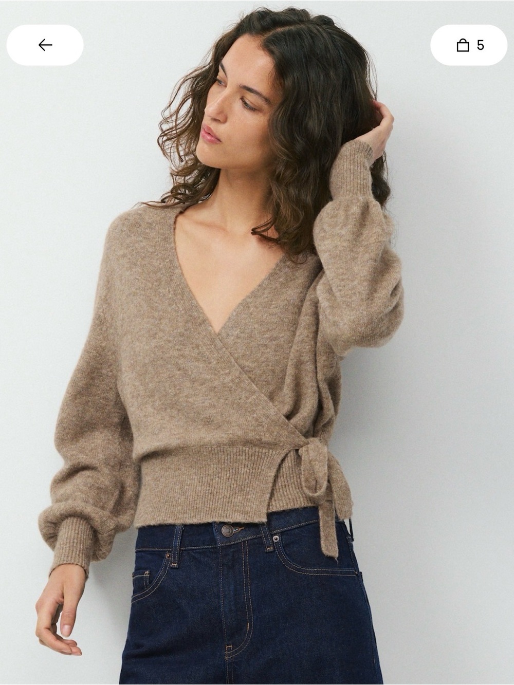 Aritzia Cassidy Sweatee